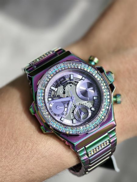 Жіночий годинник Guess хамелеон GW0552L4 GW0552L4 фото