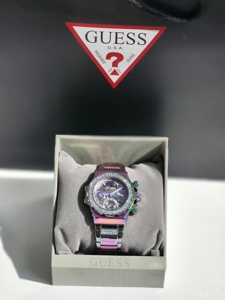 Жіночий годинник Guess хамелеон GW0552L4 GW0552L4 фото