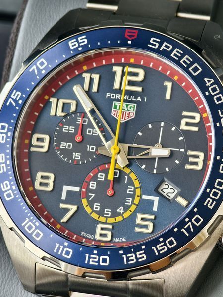 Часы Tag Heuer Formula 1 Red Bull Racing CAZ101AL.BA0842 CAZ101AL.BA0842 фото
