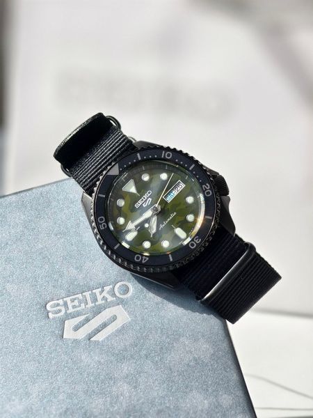 Годинник Seiko 5 Sports SRPJ37K1 SRPJ37K1 фото