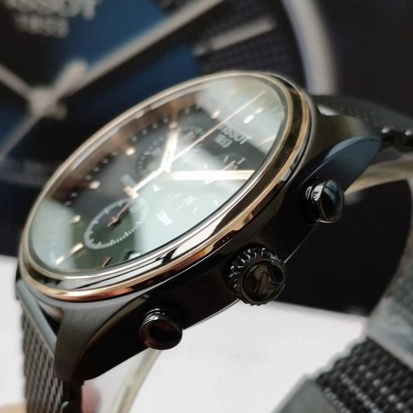 Чоловічий годинник Tissot T101.417.23.061.00 T101.417.23.061.00 фото