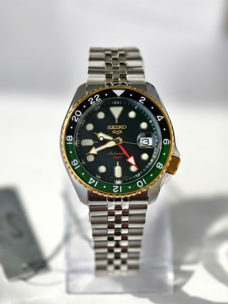 Seiko 5 Sports GMT SSK050K1 "Forest Green Sunrise" Limited Edition SSK050K1 фото