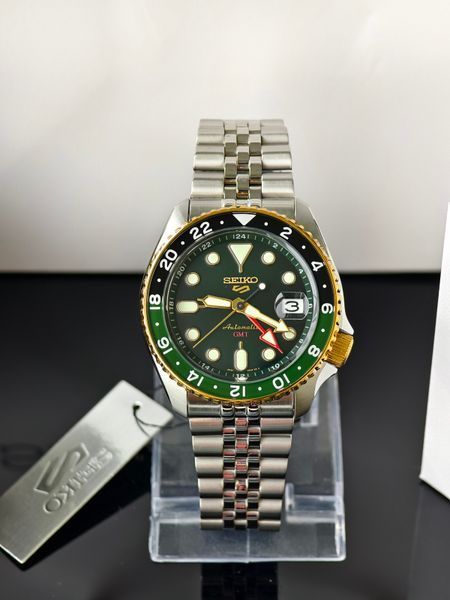 Seiko 5 Sports GMT SSK050K1 "Forest Green Sunrise" Limited Edition SSK050K1 фото