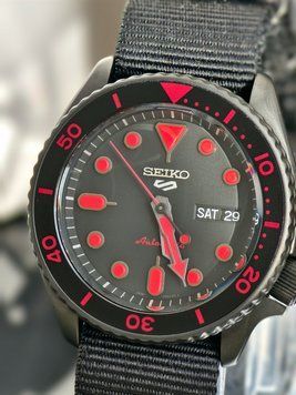 Seiko 5 Sports  SRPD83K1 SRPD83K1 фото