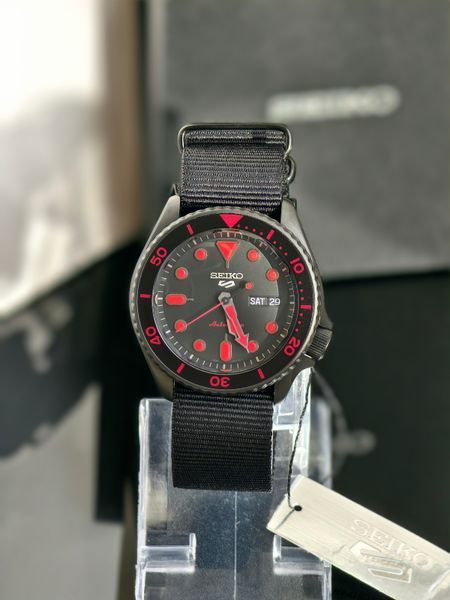 Seiko 5 Sports  SRPD83K1 SRPD83K1 фото