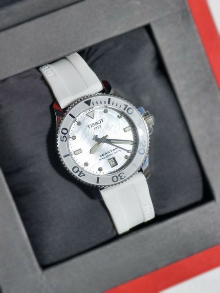 Жіночий годинник Tissot Seastar 1000 T120.210.17.116.00 T120.210.17.116.00 фото