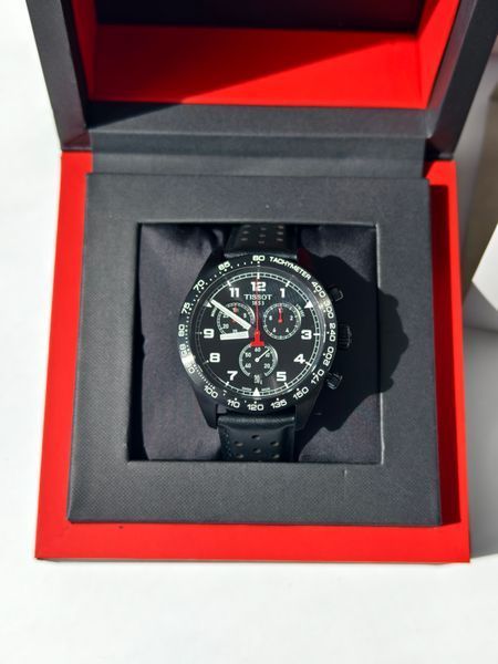 Tissot PRS 516 Chronograph T131.617.36.052.00 фото