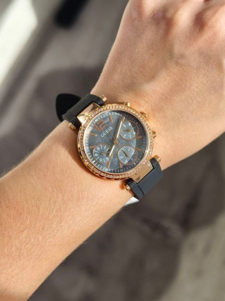 Годинник жіночий Guess GW0113L2 GW0113L2 фото