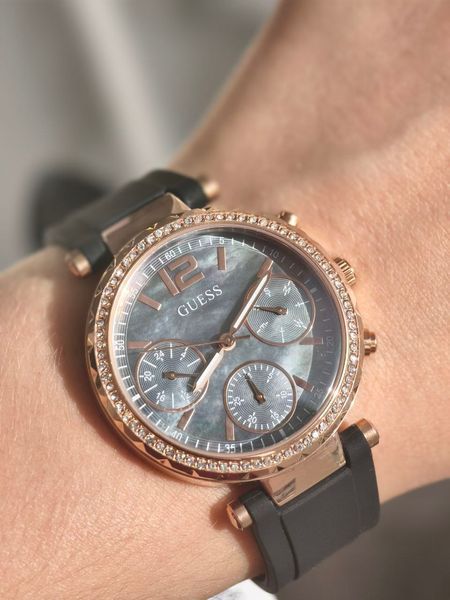 Годинник жіночий Guess GW0113L2 GW0113L2 фото