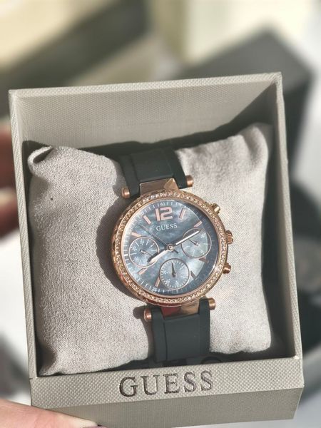 Годинник жіночий Guess GW0113L2 GW0113L2 фото