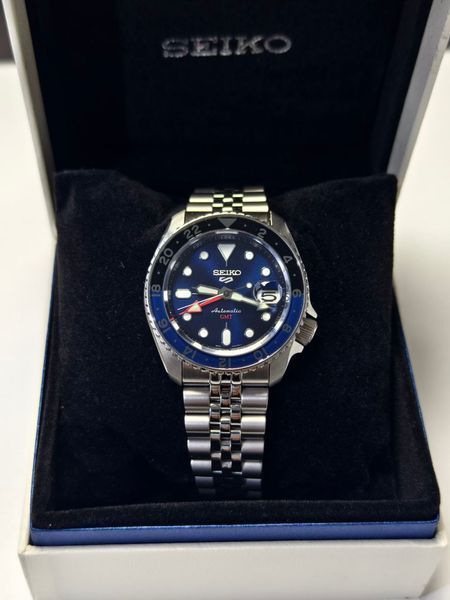 Годинник SEIKO SSK003K1 SEIKO 5 SPORTS GMT SSK003K1 фото