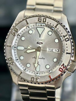 Наручний годинник Seiko 5 Sports Automatic SRPE71K1 Чоловічий Механічний Сріблястий SRPE71K1 фото