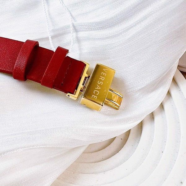 Жіночий годинник Versace VEVH00420 VEVH00420 фото