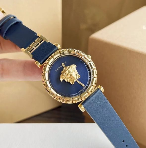 Жіночий годинник Versace VEDV00319 VEDV00319 фото