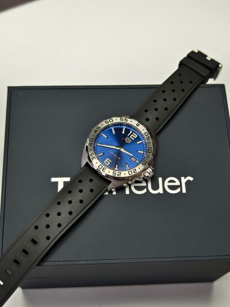 Чоловічий годинник Tag Heuer Formula1 WAZ1118.FT8023 WAZ1118.FT8023 фото
