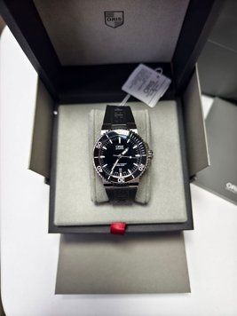 Oris Aquis Date 01 733 7653 01 733 7653 фото