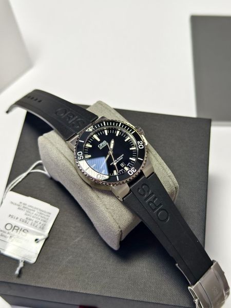Oris Aquis Date 01 733 7653 01 733 7653 фото
