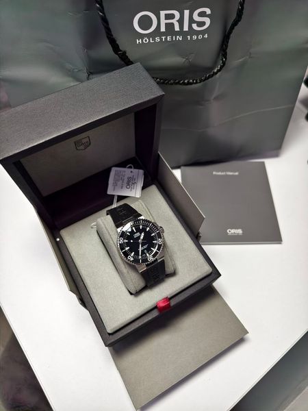 Oris Aquis Date 01 733 7653 01 733 7653 фото