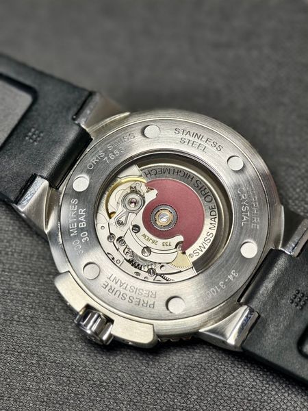 Oris Aquis Date 01 733 7653 01 733 7653 фото