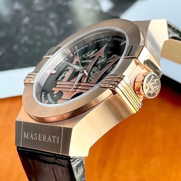 Чоловічий годинник Maserati R8821108002 R8821108002 фото
