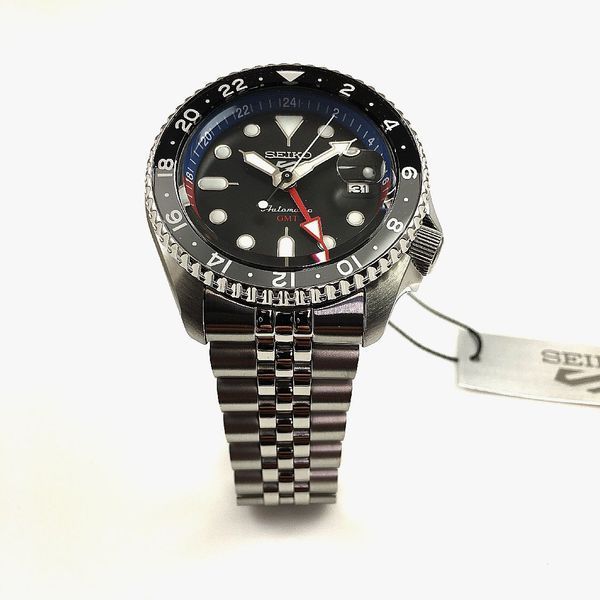 Чоловічий годинник Seiko 5 Sports GMT SSK019K1 GMT SSK019K1 фото