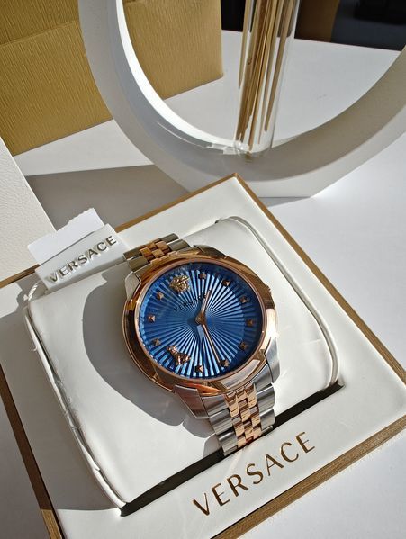 Жіночий годинник Versace VELR00619 VELR00619 фото