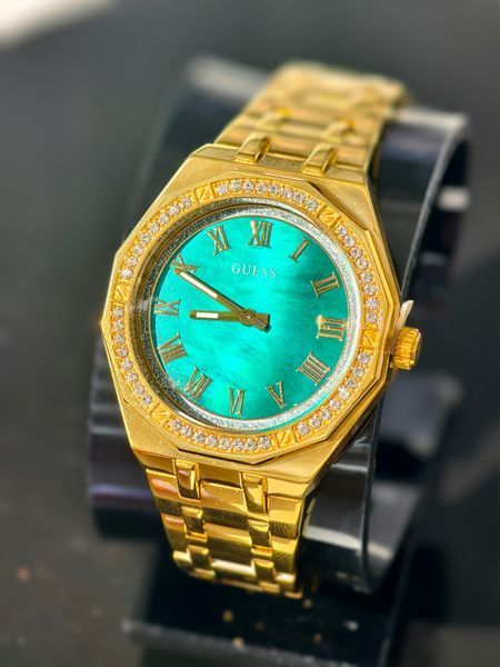 Жіночий годинник Guess GW0770L2 GW0770L2 фото
