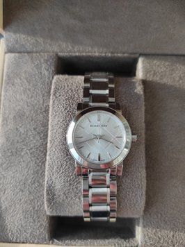 Жіночий годинник Burberry BU9200 BU9200 фото