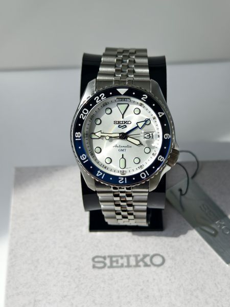 Чоловічий годинник Seiko 5 Sports GMT SSK033K1 SSK033K1 фото