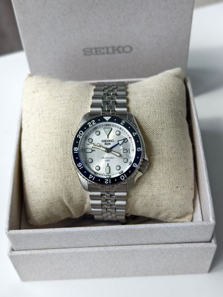 Чоловічий годинник Seiko 5 Sports GMT SSK033K1 SSK033K1 фото