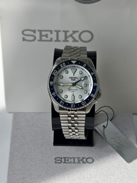 Чоловічий годинник Seiko 5 Sports GMT SSK033K1 SSK033K1 фото